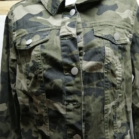 New Ladies Camoflouge Denim short jacket size Med - Picture 2 of 7